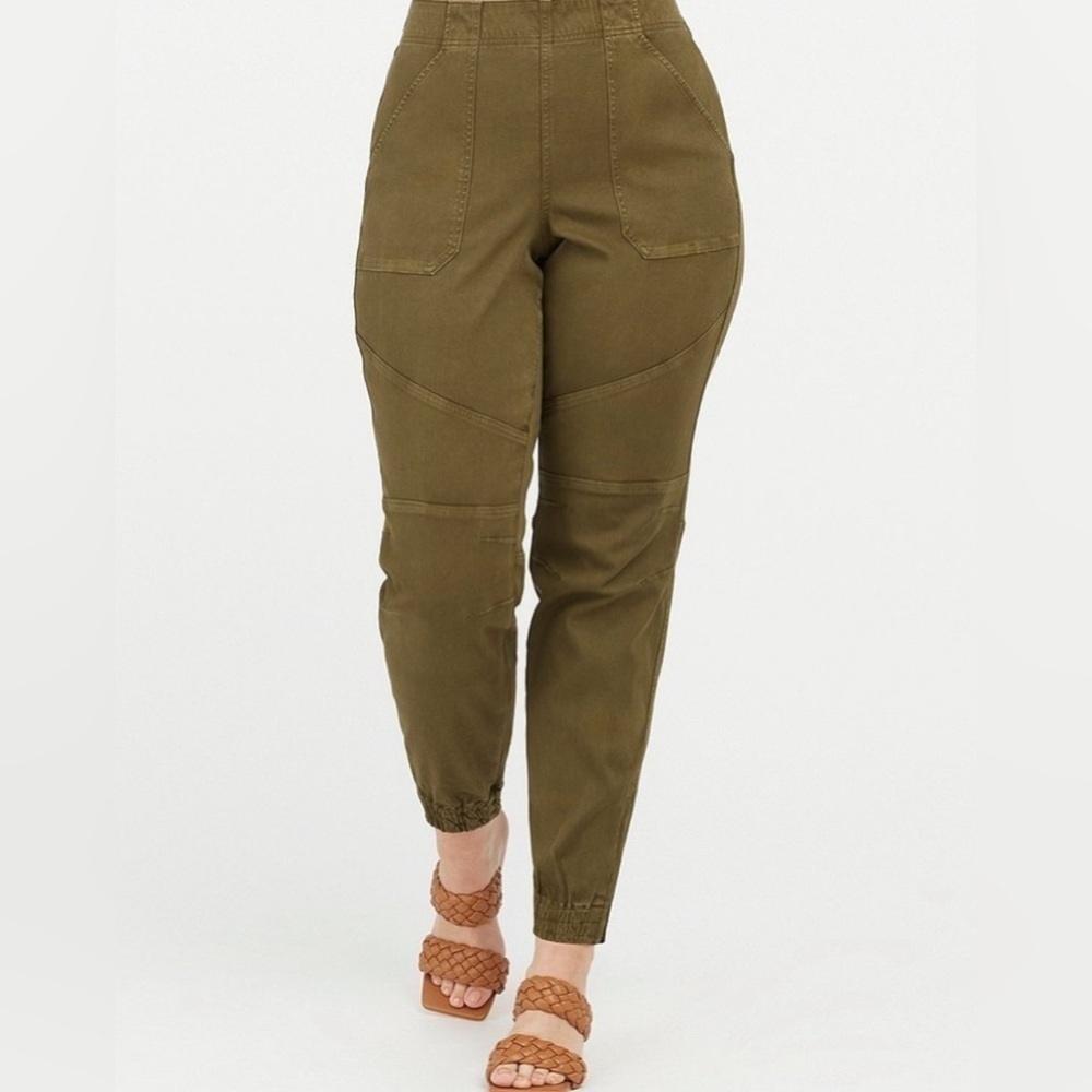 Spanx Stretch Twill Cargo Jogger Pants Washed Darkened Olive Women’s Large Sz sm - Picture 2 of 9